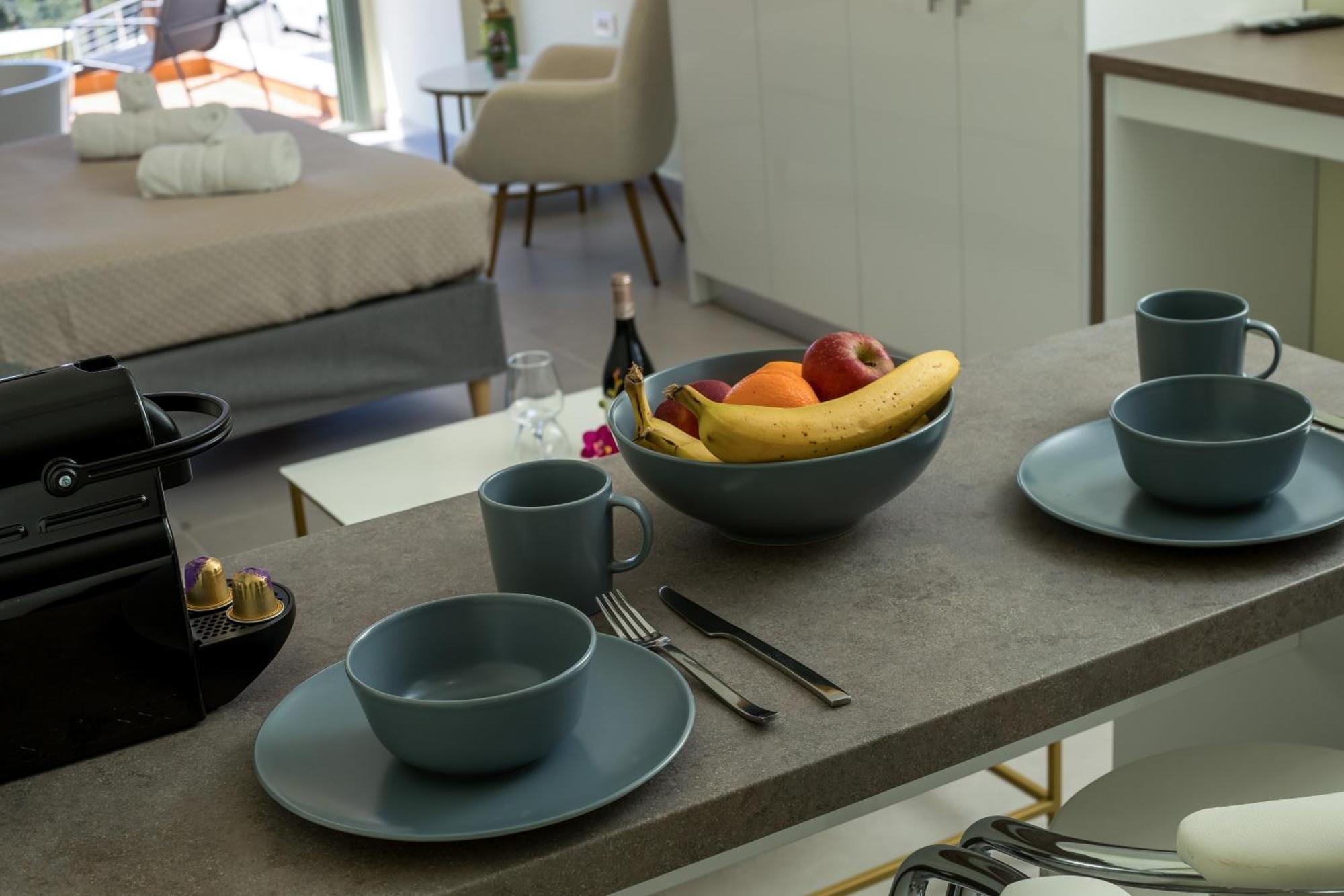 Eden'S Azalea Luxury Suite Rhodes City Esterno foto